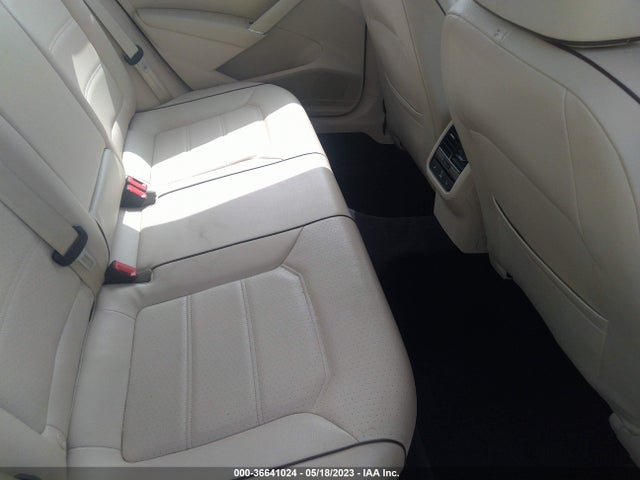 1VWBA7A34JC005366 Volkswagen Passat 2.0t Se
