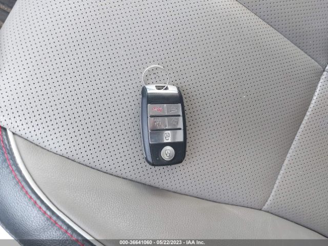 KNDMB5C15L6619580 KIA SEDONA EX