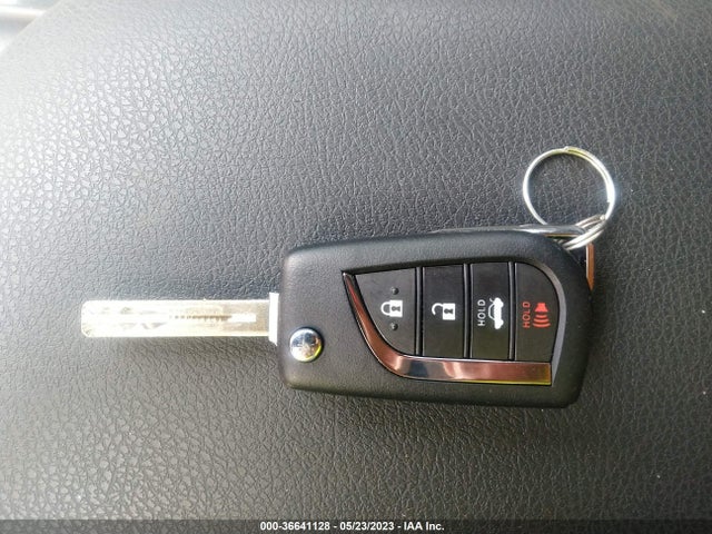 Toyota CAMRY LE 2023 4T1C11AK1PU130688 Image 3