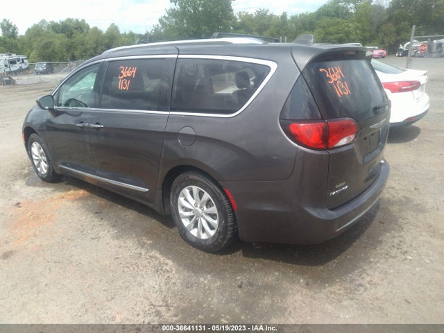 2C4RC1BG9JR118960 Chrysler Pacifica Touring L