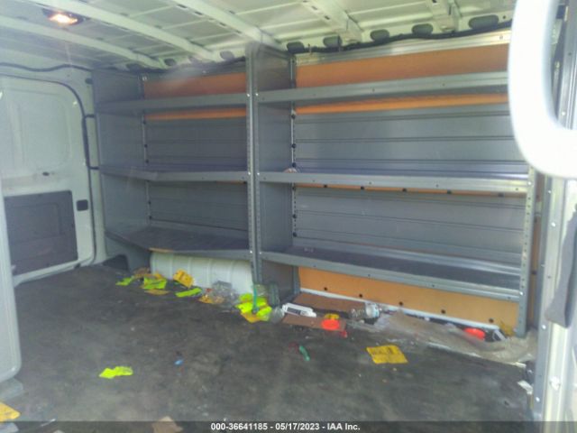 1N6BF0KY5JN818741 Nissan Nv Cargo Sv