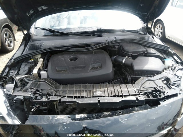 2017 Volvo S60, VIN: LYV402TM2HB151044