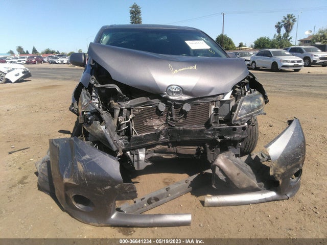 Toyota SIENNA SE 2015 5TDXK3DCXFS618897 Image 12
