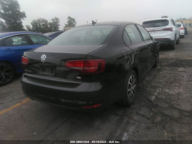 3VWD67AJ4GM406772 Volkswagen Jetta Sedan 1.4t Se