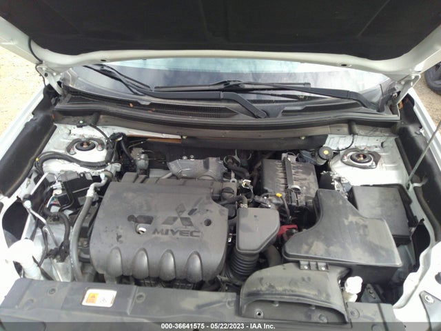 JA4AD2A34HZ044372 Mitsubishi Outlander Es