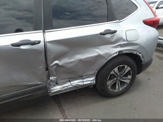Honda CR-V LX 2017 7FARW5H39HE006737 Image 6