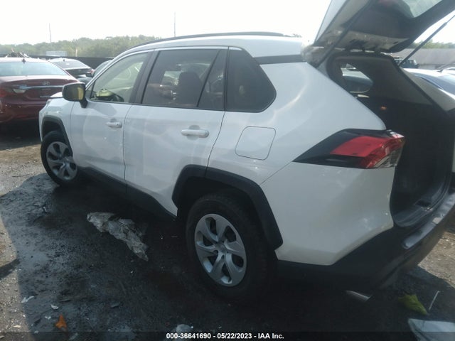 Toyota RAV4 LE 2019 JTMF1RFV8KJ005023 Image 3
