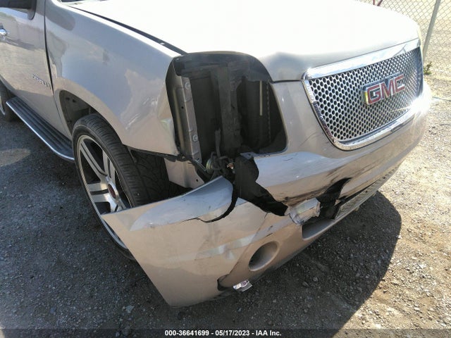 2008 GMC YUKON DENALI VIN: 1GKEC63858J207401