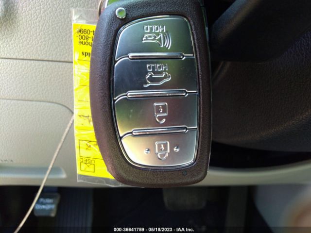 KM8J33A23HU340434 Hyundai Tucson Sport