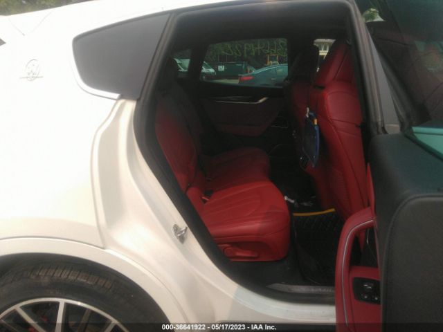 ZN661YUS2HX235017 Maserati LEVANTE S
