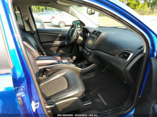 3C4PDCGB5FT649851 Dodge Journey Crossroad
