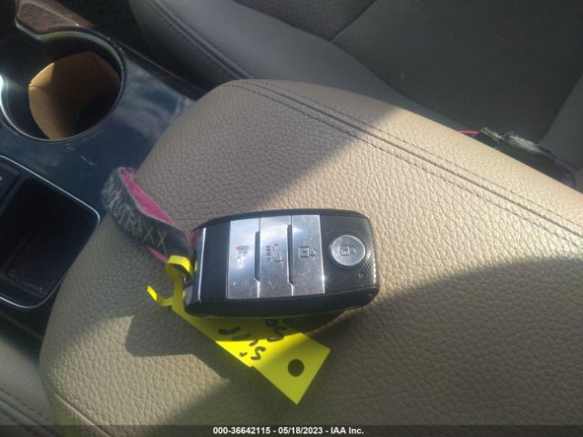 5XYKUDA74FG654664 KIA SORENTO EX