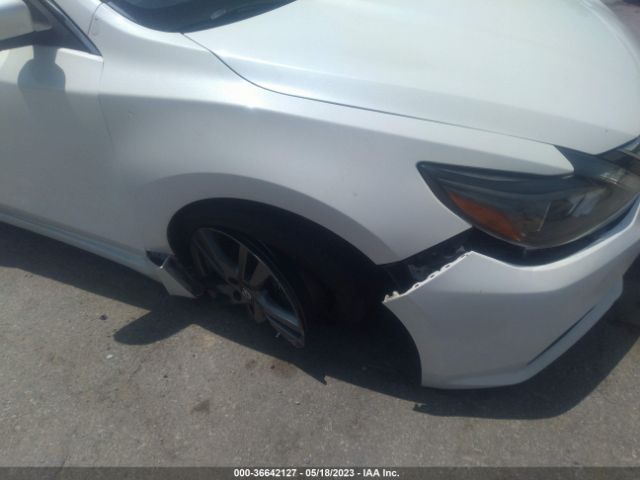1N4BL3AP3JC144564 Nissan Altima 3.5 Sl