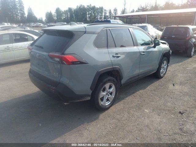 2021 Toyota RAV4, VIN: 2T3P1RFV3MW223122