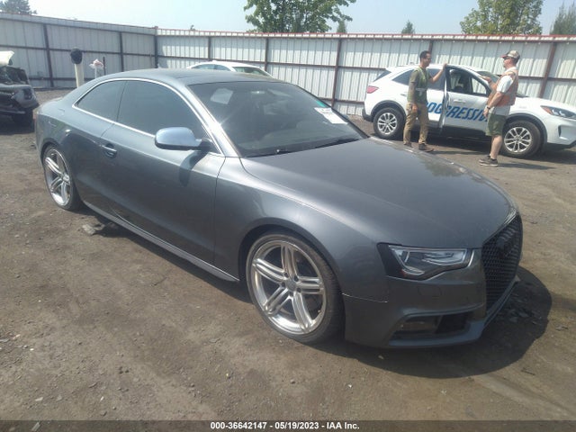 2014 Audi S5, VIN: WAUGGAFR5EA017008
