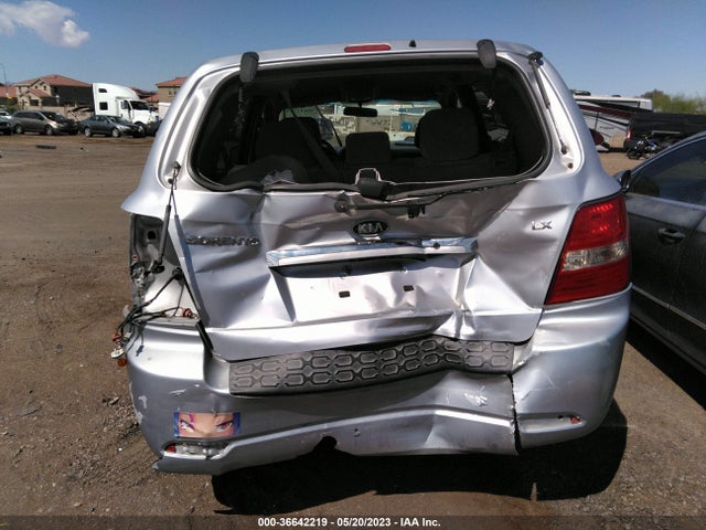2007 KIA SORENTO LX VIN: KNDJD736X75675658