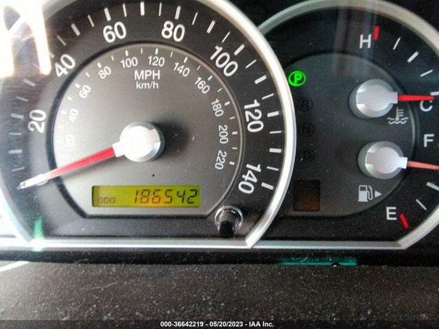 2007 KIA SORENTO LX VIN: KNDJD736X75675658