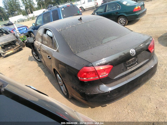 1VWAT7A30FC112721 Volkswagen Passat 1.8t Limited Edition