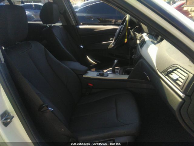 WBA3B1G58FNT05740 BMW 3 Series 320i