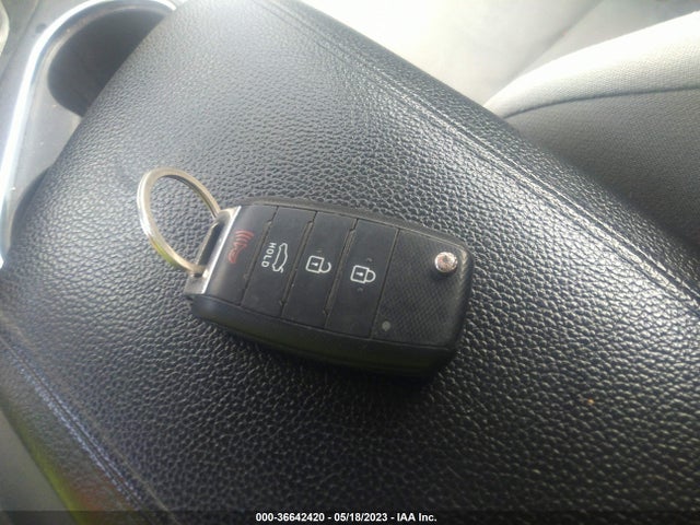 KIA Optima Lx 2015 5XXGM4A73FG432921 Image 3