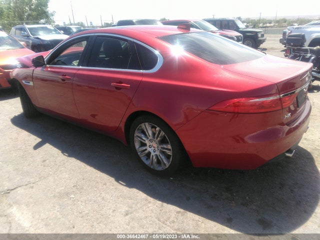 Jaguar Xf 35t Premium 2018 SAJBD4EV1JCY55980 Image 3