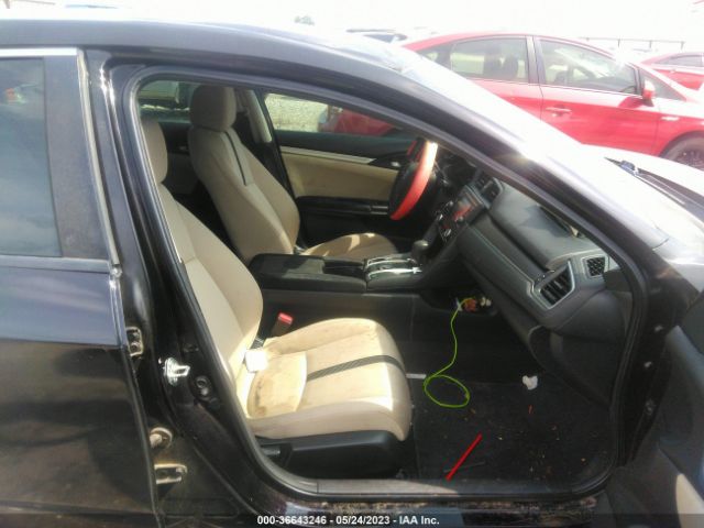 19XFC2F53JE028982 Honda Civic Sedan Lx