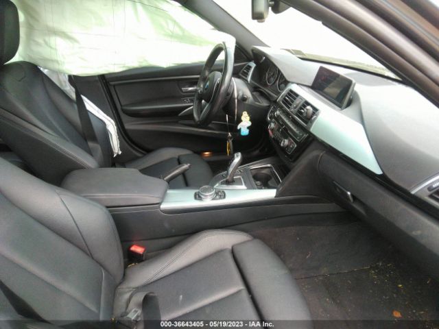 WBA8E5G55GNU20494 BMW 3 Series 320i Xdrive