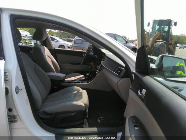 5XXGT4L32HG138877 KIA Optima Lx