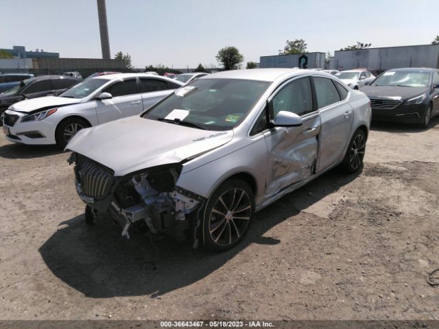 1G4PW5SK9G4172017 Buick Verano Sport Touring
