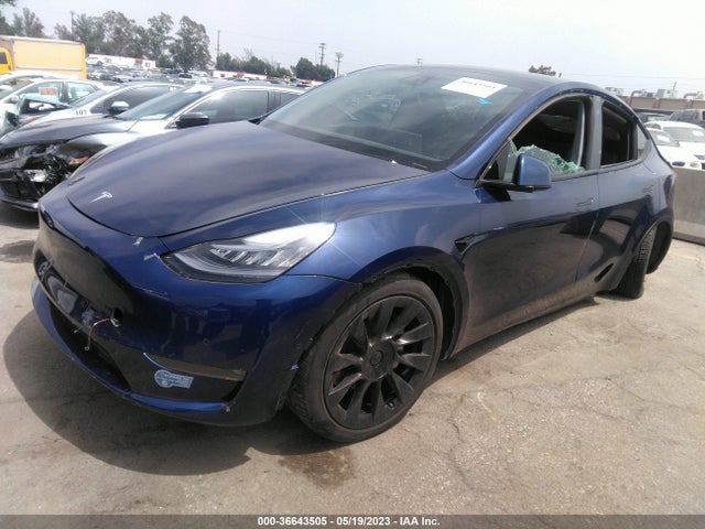Tesla Model Y Long Range 2021 5YJYGDEE9MF190334 Image 2