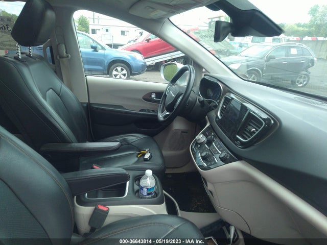 2C4RC1EGXJR333579 Chrysler Pacifica Touring L Plus