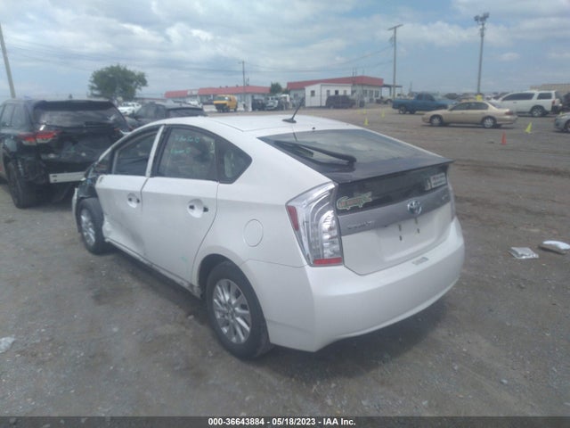 Toyota PRIUS PLUG-IN 2014 JTDKN3DP5E3050532 Image 4