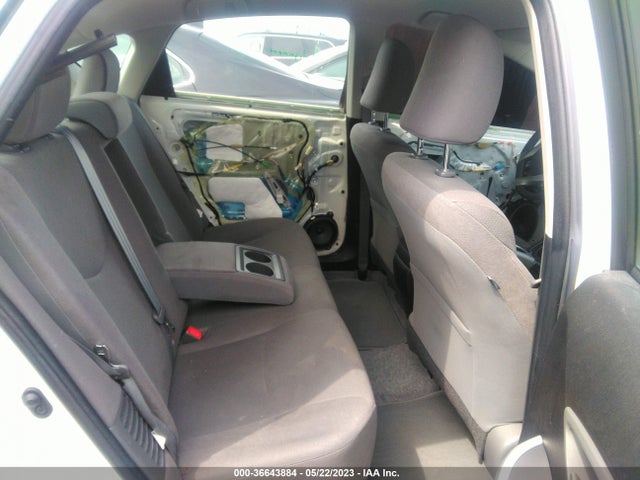 Toyota PRIUS PLUG-IN 2014 JTDKN3DP5E3050532 Image 9