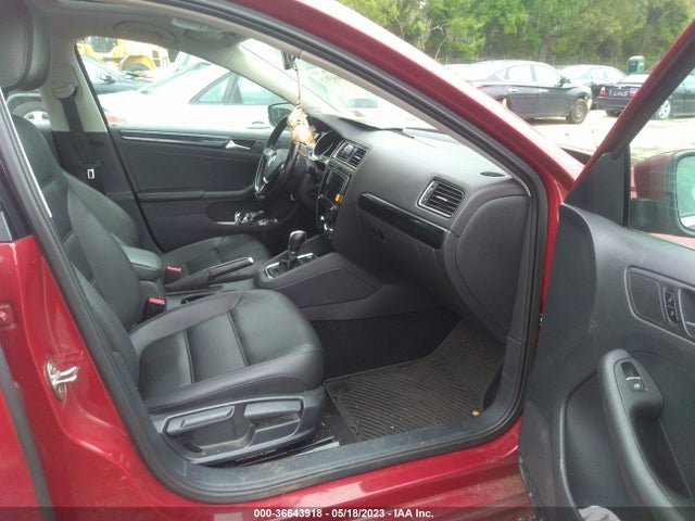3VWL17AJ8GM322917 Volkswagen Jetta Sedan 1.8t Sel