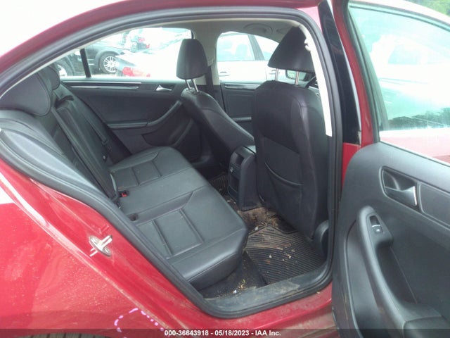 3VWL17AJ8GM322917 Volkswagen Jetta Sedan 1.8t Sel