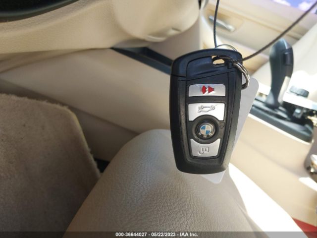 WBA8E1G51GNT37430 BMW 3 Series 320i