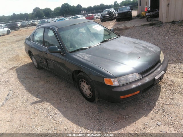 1997 HONDA ACCORD SDN VALUE PKG VIN: 1HGCD5684VA175754
