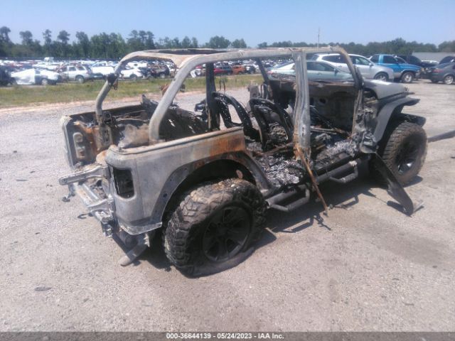 1C4HJXDG4JW248170 Jeep Wrangler Unlimited Sport S