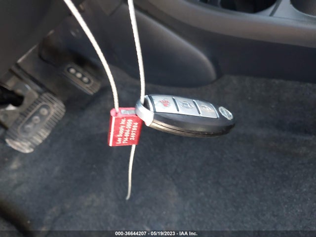 2008 NISSAN VERSA 1.8 SL VIN: 3N1BC13E28L419353