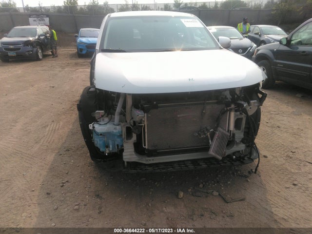 JA4AZ3A35KZ044251 Mitsubishi Outlander Se