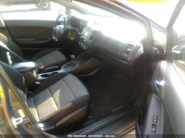 KNAFX4A80G5553016 KIA FORTE EX