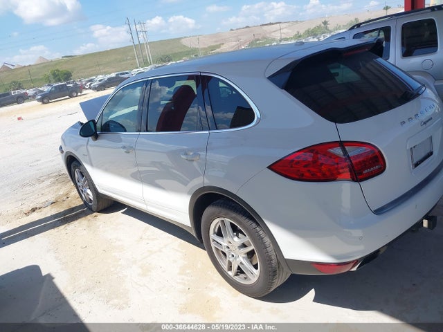 2013 PORSCHE CAYENNE DIESEL VIN: WP1AF2A20DLA41889