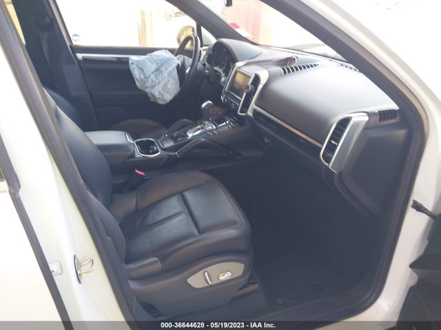 2013 PORSCHE CAYENNE DIESEL VIN: WP1AF2A20DLA41889
