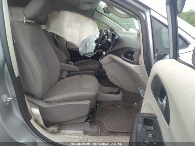 Chrysler PACIFICA L 2018 2C4RC1AG3JR332912 Image 5