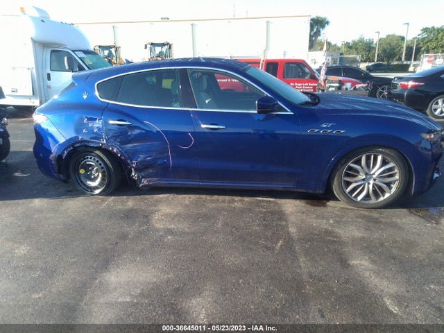 2022 Maserati Levante, VIN: ZN661XUA9NX388703