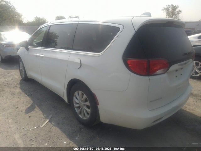 2C4RC1DG0HR654218 Chrysler Pacifica Touring