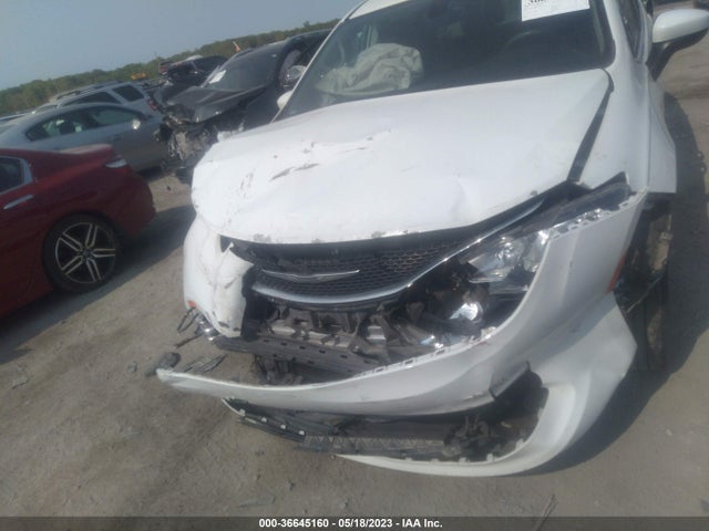 2C4RC1DG0HR654218 Chrysler Pacifica Touring
