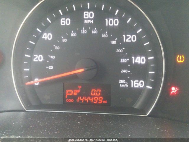 5XYKT3A66EG496038 KIA SORENTO LX