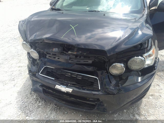 Chevrolet SONIC LT 2015 1G1JC5SH6F4127857 Image 7