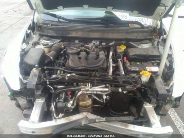 1C4PJMCS9GW303995 Jeep Cherokee Latitude